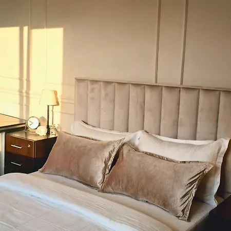 Mangia - Self Check-in * コンスタンツァ